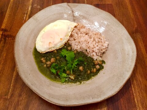 ヴィーガン☆ひよこ豆とほうれん草のグリーンカレー